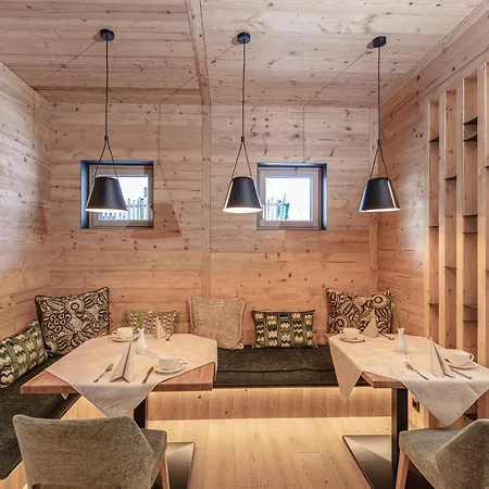 Urbanhof 3* זולדן