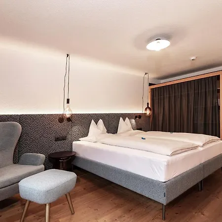 Urbanhof 3*
