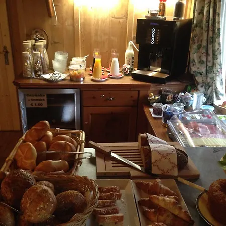 Urbanhof מלון זולדן