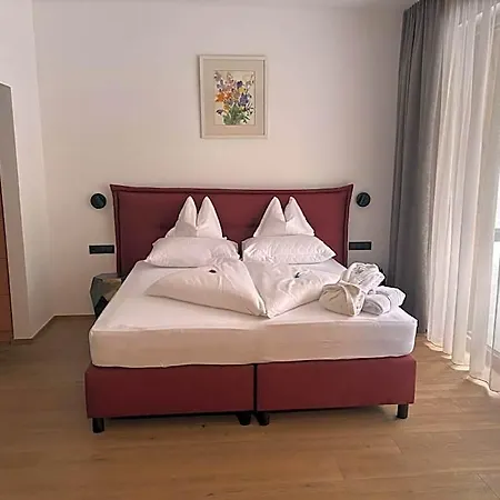 Urbanhof Hotel 3*